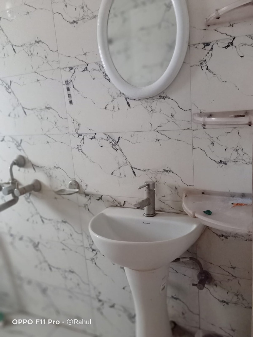 Semi Furnished 3bhk in Hatigaon, Guwahati, Assam, India for Rent